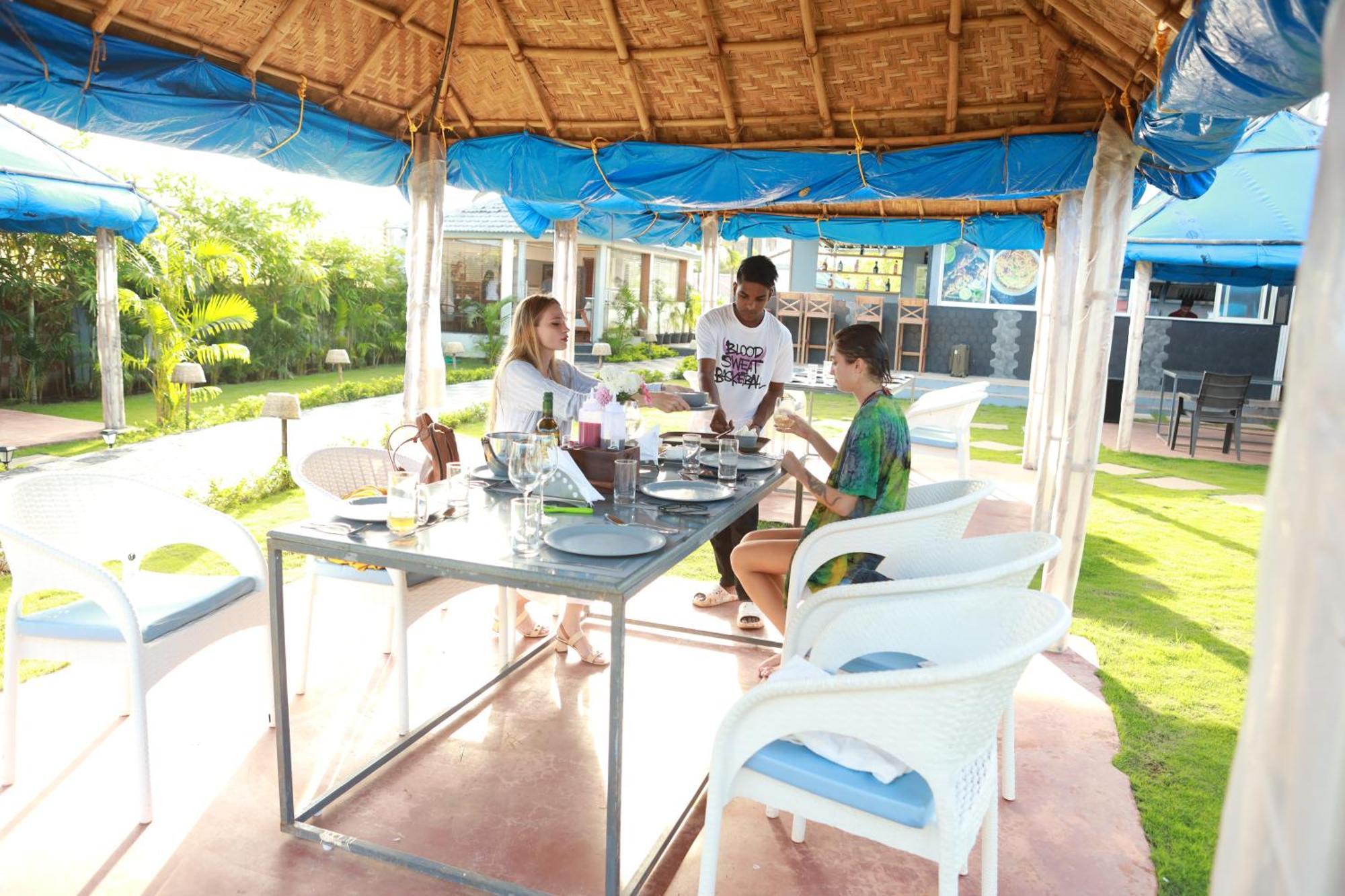 מוריג'ים Gracias Cafe & Resort מראה חיצוני תמונה